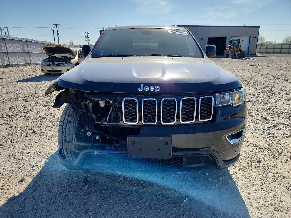 52599636 :رقم المزاد ، 1C4RJFAG6JC378455 vin ، 2018 Jeep Grand Cherokee مزاد بيع