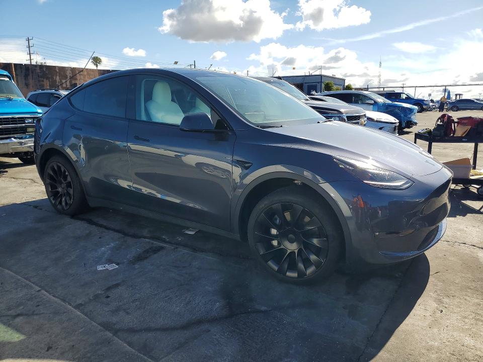 2023 Tesla Model Y მანქანა იყიდება აუქციონზე, vin: 7SAYGDED6PF956339, აუქციონის ნომერი: 51895326