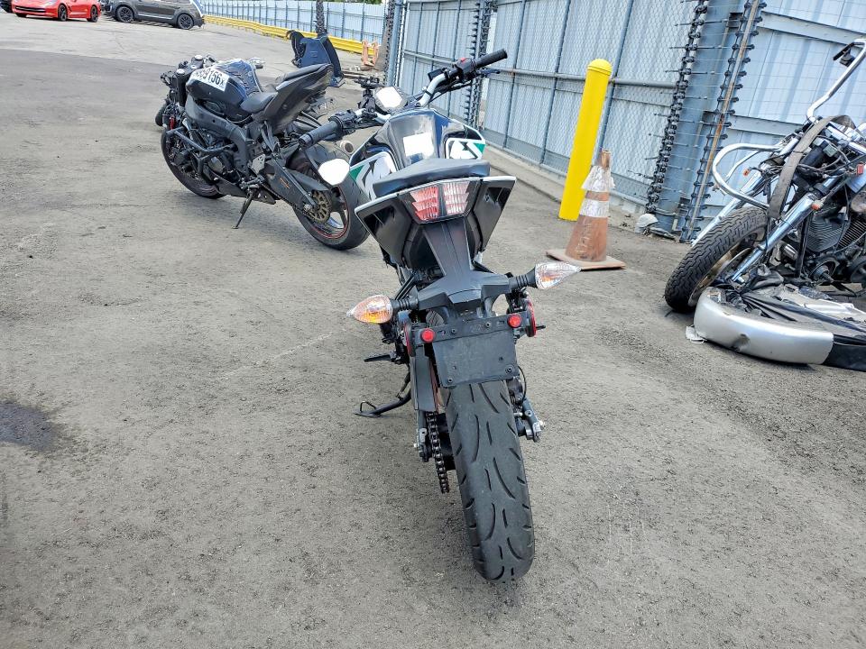 55571516 :رقم المزاد ، MD2JPC401MC031543 vin ، 2021 Ktm 200 مزاد بيع