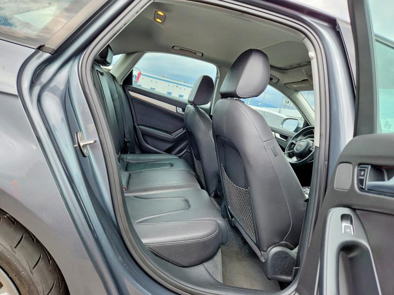 52052266 :رقم المزاد ، WAUAFAFL9GN015083 vin ، 2016 Audi A4 مزاد بيع