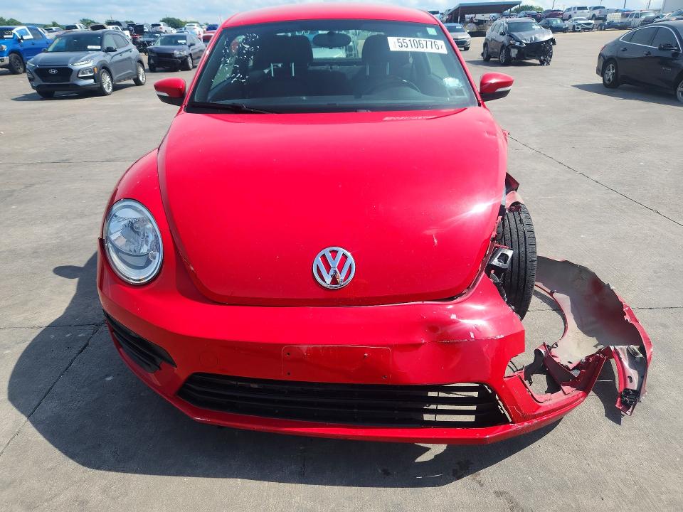 55106776 :رقم المزاد ، 3VWFD7AT6KM712199 vin ، 2019 Volkswagen Beetle مزاد بيع