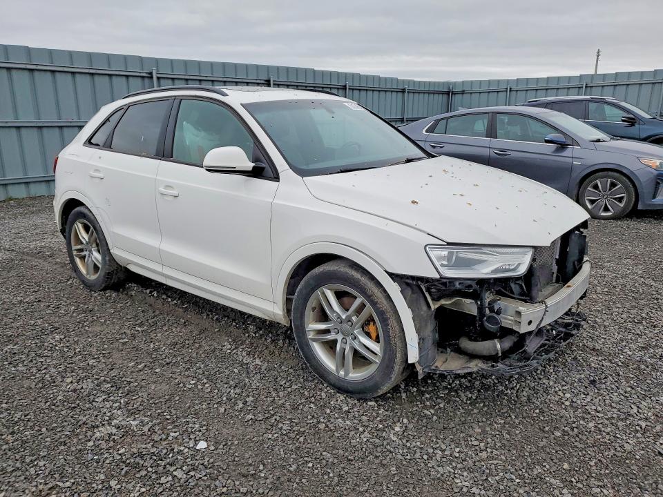 53546196 :رقم المزاد ، WA1ECCFS8HR014060 vin ، 2017 Audi Q3 مزاد بيع