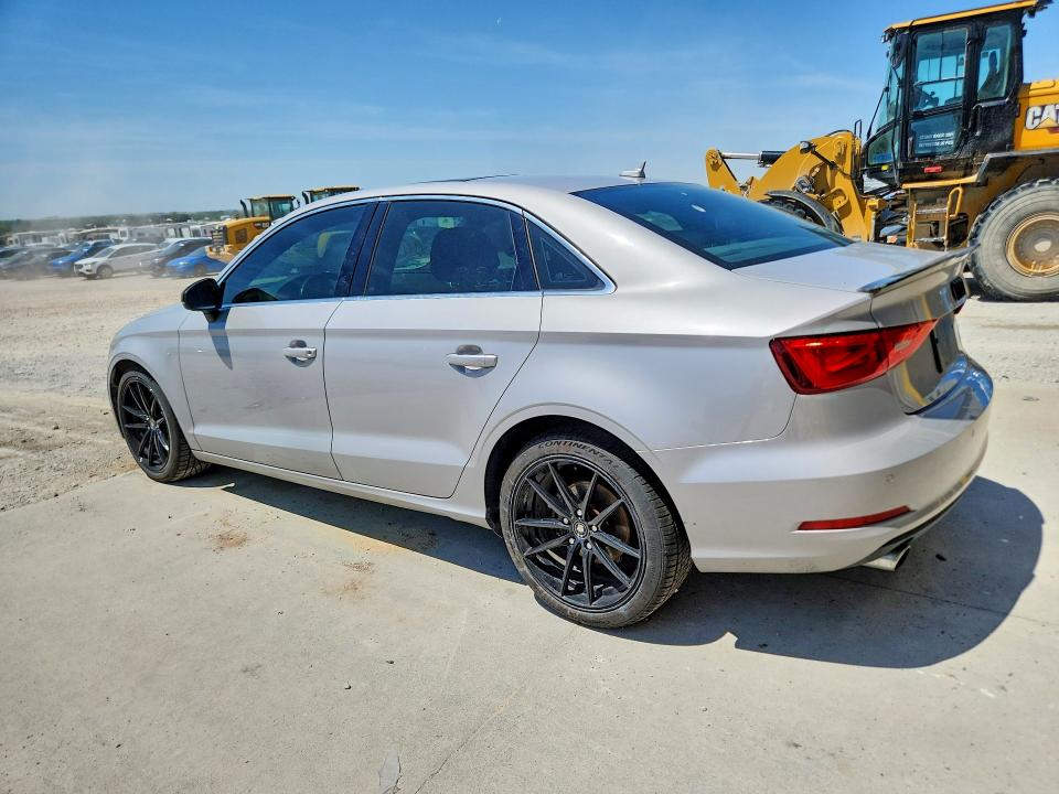Продажа на аукционе авто 2015 Audi A3, vin: WAUEFGFF2F1052867, номер лота: 54857276