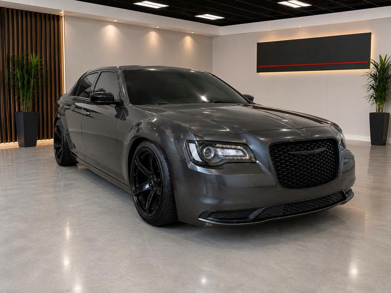 Продажа на аукционе авто 2018 Chrysler 300, vin: 2C3CCAAG3JH331775, номер лота: 54917586