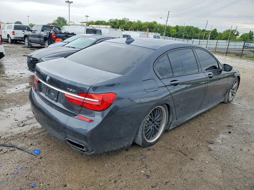 53693646 :رقم المزاد ، WBA7F2C58HG421917 vin ، 2017 Bmw 750 مزاد بيع