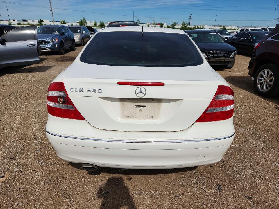 2005 Mercedes-benz Clk მანქანა იყიდება აუქციონზე, vin: WDBTJ65J35F155241, აუქციონის ნომერი: 54831946