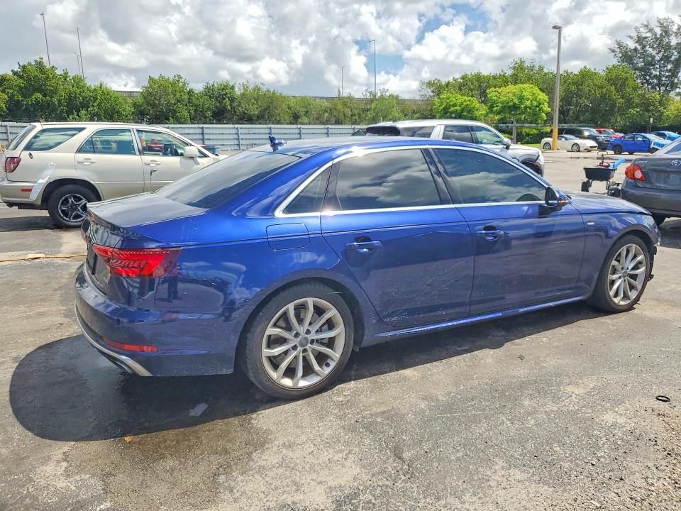 2019 Audi A4 მანქანა იყიდება აუქციონზე, vin: WAUENAF42KA114101, აუქციონის ნომერი: 54179396