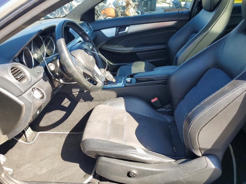 2015 Mercedes-benz C მანქანა იყიდება აუქციონზე, vin: WDDGJ4HB0FG383999, აუქციონის ნომერი: 55445396