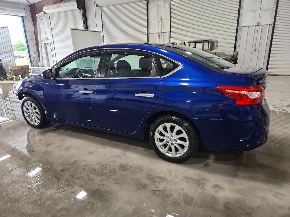 52318006 :رقم المزاد ، 3N1AB7AP3JL658275 vin ، 2018 Nissan Sentra مزاد بيع