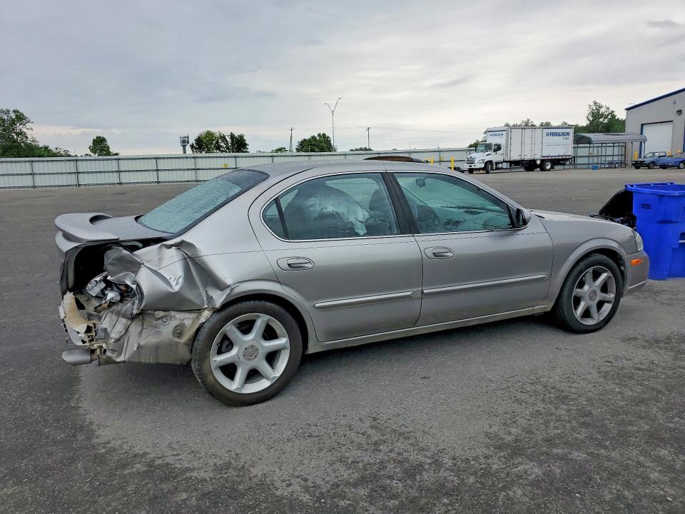 2000 Nissan Maxima მანქანა იყიდება აუქციონზე, vin: JN1CA31D3YT536631, აუქციონის ნომერი: 52154666