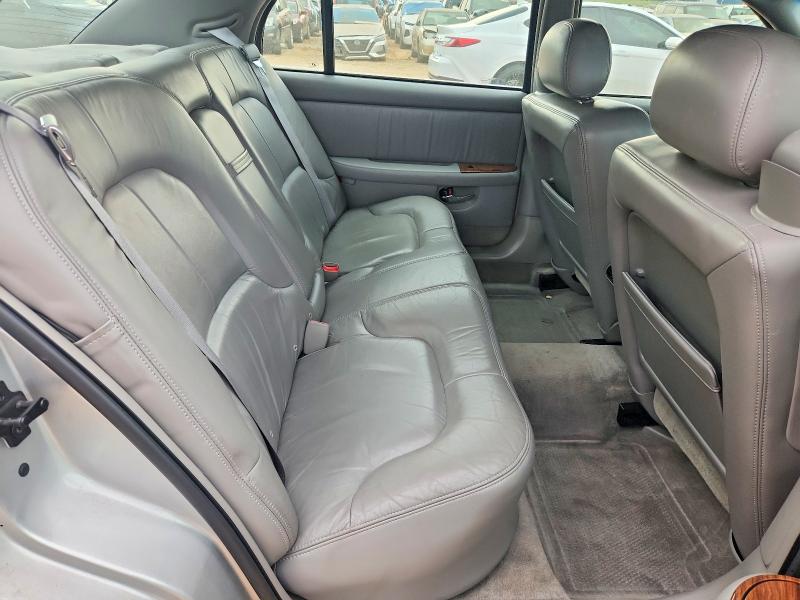 53914196 :رقم المزاد ، 1G4CW54K734154184 vin ، 2003 Buick Park Avenue مزاد بيع