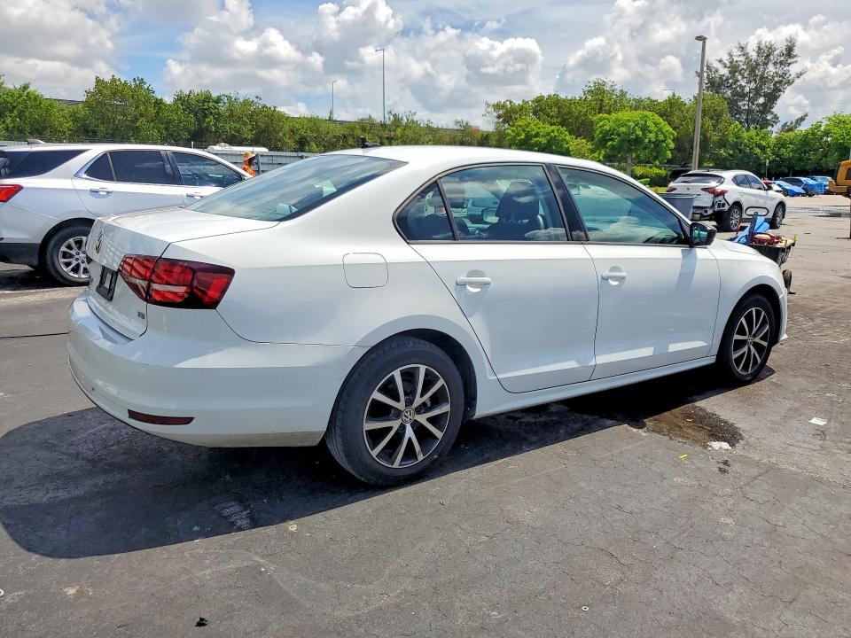 56252376 :رقم المزاد ، 3VWD67AJ9GM341580 vin ، 2016 Volkswagen Jetta مزاد بيع