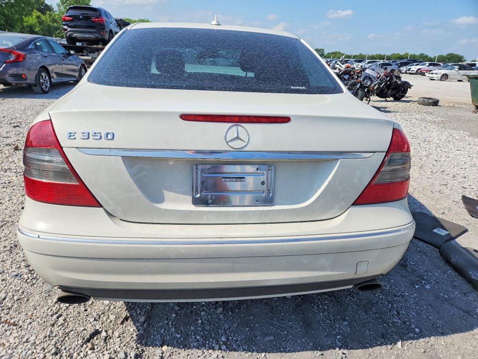 53959546 :رقم المزاد ، WDBUF56X59B380437 vin ، 2009 Mercedes-benz E مزاد بيع