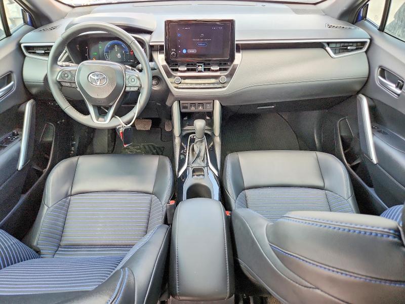 52557326 :رقم المزاد ، 7MUFBABG2RV033988 vin ، 2024 Toyota Corolla Cross Hybrid مزاد بيع