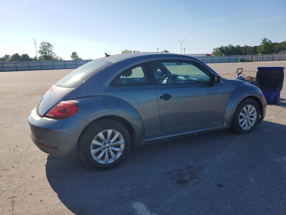 50103686 :رقم المزاد ، 3VWF17ATXHM615704 vin ، 2017 Volkswagen Beetle مزاد بيع