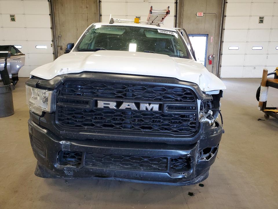 Продажа на аукционе авто 2020 Ram 2500, vin: 3C6UR5HJXLG282687, номер лота: 52897756