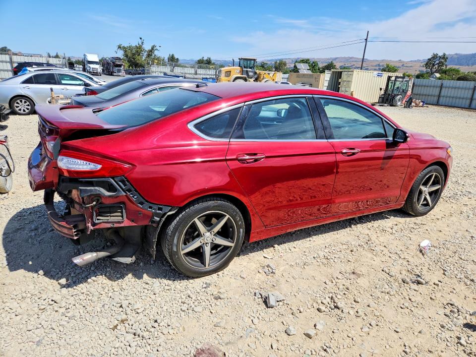2015 Ford Fusion მანქანა იყიდება აუქციონზე, vin: 3FA6P0RU8FR306275, აუქციონის ნომერი: 54408806