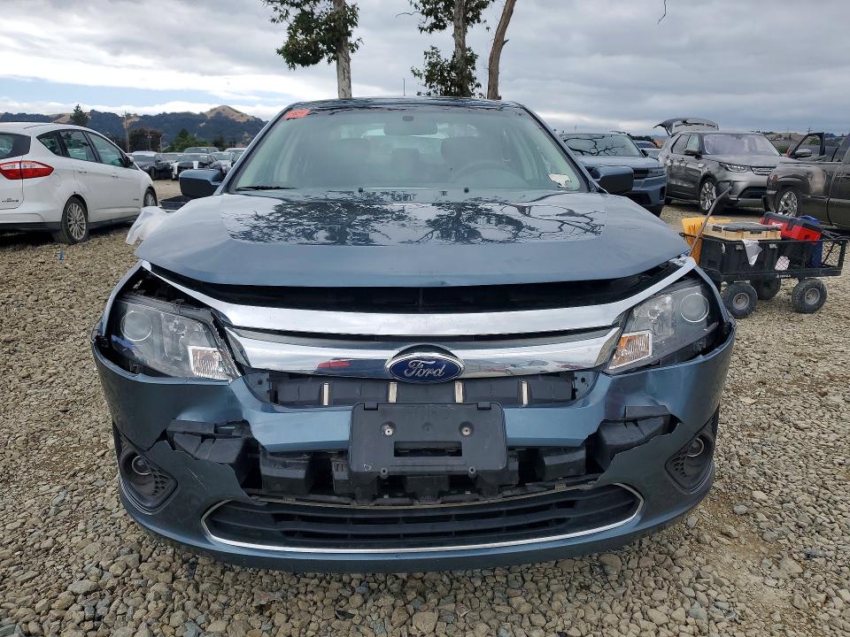 55580246 :رقم المزاد ، 3FAHP0HA4BR173444 vin ، 2011 Ford Fusion مزاد بيع