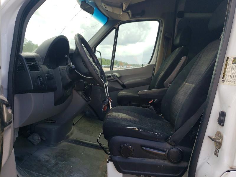 52482106 :رقم المزاد ، WD3PE8DC8F5981560 vin ، 2015 Mercedes Benz Sprinter مزاد بيع
