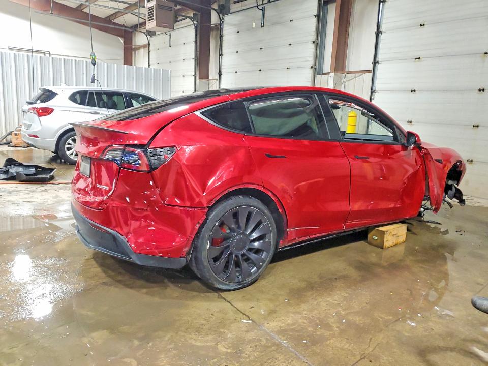 53067326 :رقم المزاد ، 7SAYGDEF5PF668104 vin ، 2023 Tesla Model Y مزاد بيع