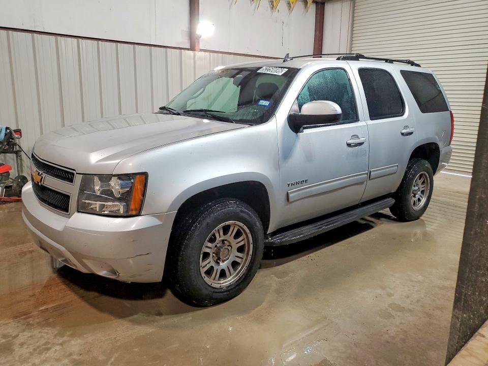 52250696 :رقم المزاد ، 1GNSCAE03BR205266 vin ، 2011 Chevrolet Tahoe مزاد بيع