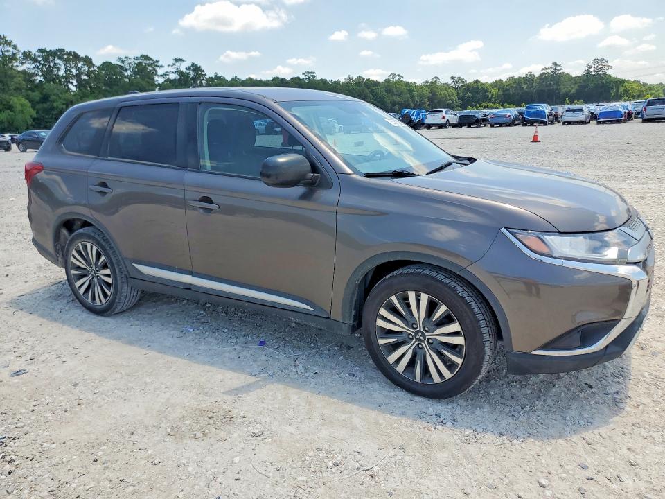 2019 Mitsubishi Outlander მანქანა იყიდება აუქციონზე, vin: JA4AD2A39KZ023105, აუქციონის ნომერი: 55597056