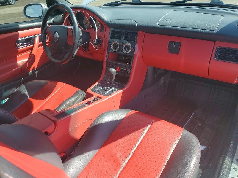 52551346 :رقم المزاد ، WDBKK47F4XF098069 vin ، 1999 Mercedes-benz Slk مزاد بيع
