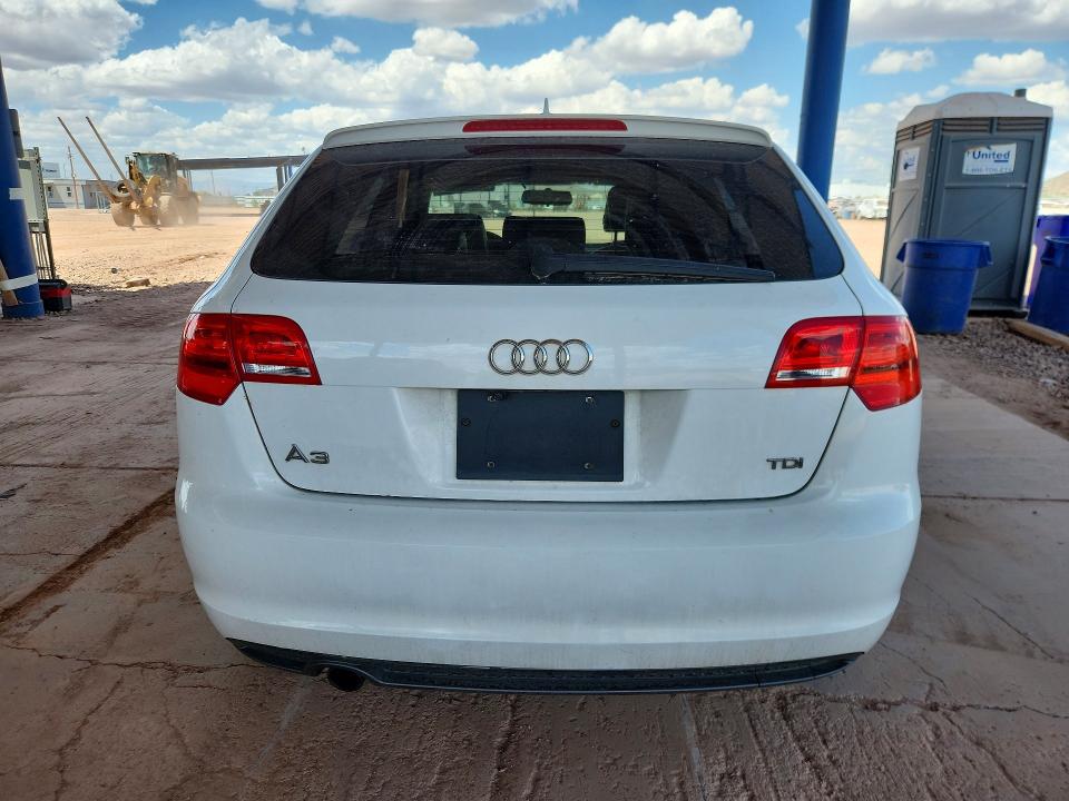 Продажа на аукционе авто 2011 Audi A3, vin: WAUBJBFM8BA044298, номер лота: 52585566
