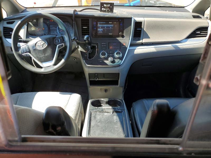 2017 Toyota Sienna მანქანა იყიდება აუქციონზე, vin: 5TDKZ3DC7HS886962, აუქციონის ნომერი: 55367256
