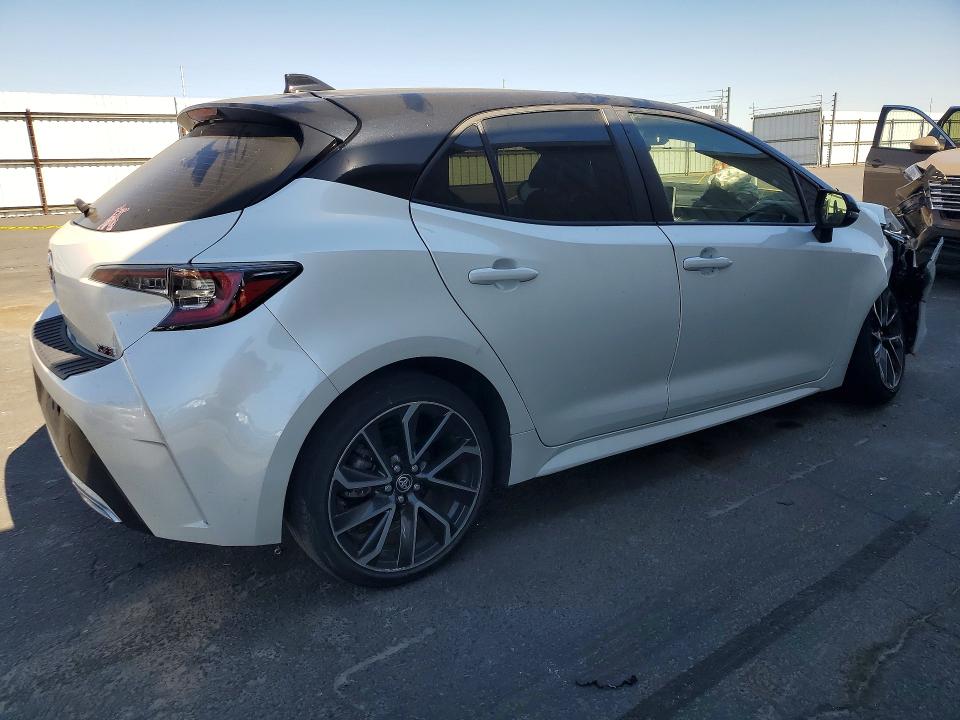 2021 Toyota Corolla მანქანა იყიდება აუქციონზე, vin: JTNC4MBE1M3136543, აუქციონის ნომერი: 54023136