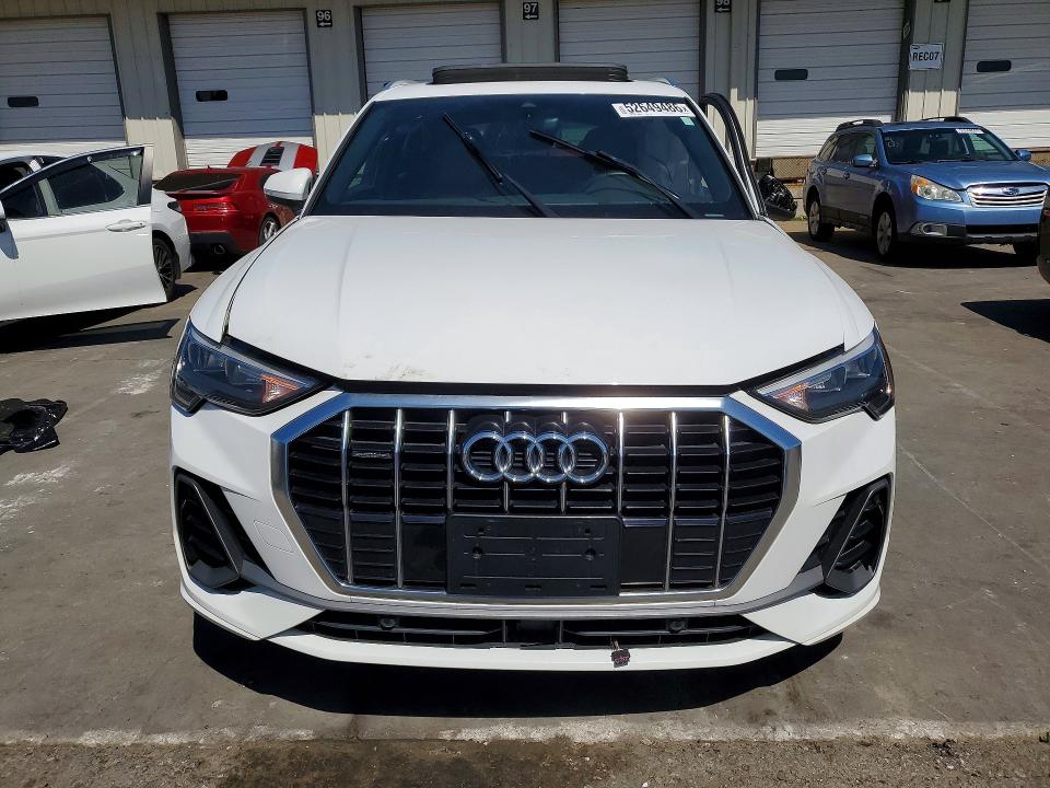 Продажа на аукционе авто 2020 Audi Q3, vin: WA1DECF38L1021676, номер лота: 52649486