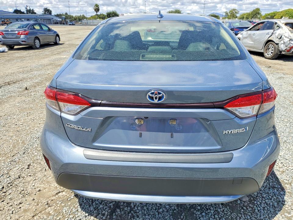 Продажа на аукционе авто 2021 Toyota Corolla, vin: JTDEAMDE0MJ011001, номер лота: 52402076