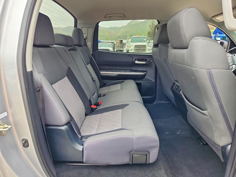Продажа на аукционе авто 2017 Toyota Tundra, vin: 5TFDW5F1XHX637851, номер лота: 53193806