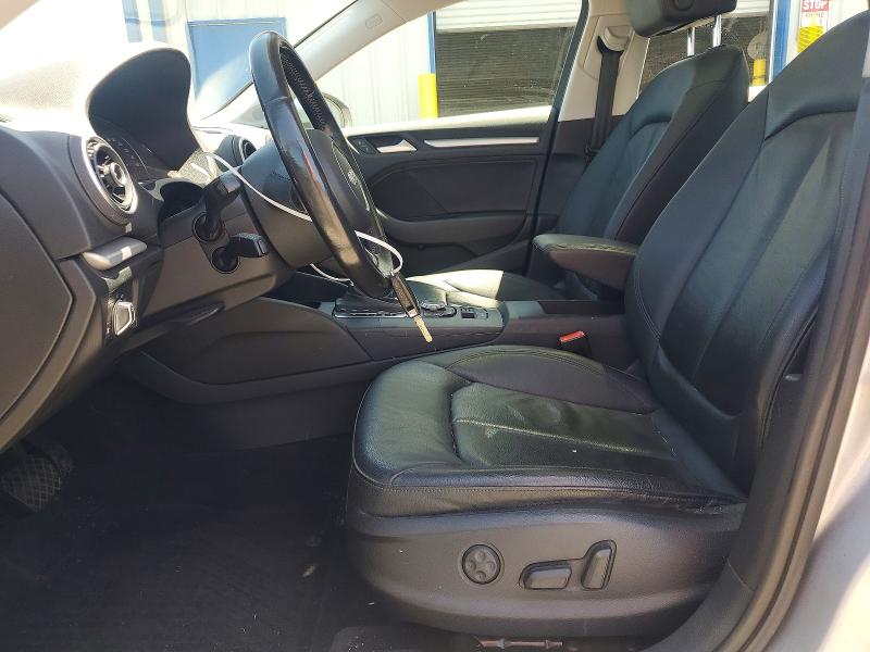 53120386 :رقم المزاد ، WAUBFGFF5F1122929 vin ، 2015 Audi A3 مزاد بيع