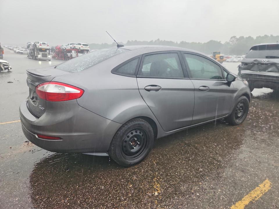 53057686 :رقم المزاد ، 3FADP4BJ4EM234677 vin ، 2014 Ford Fiesta مزاد بيع