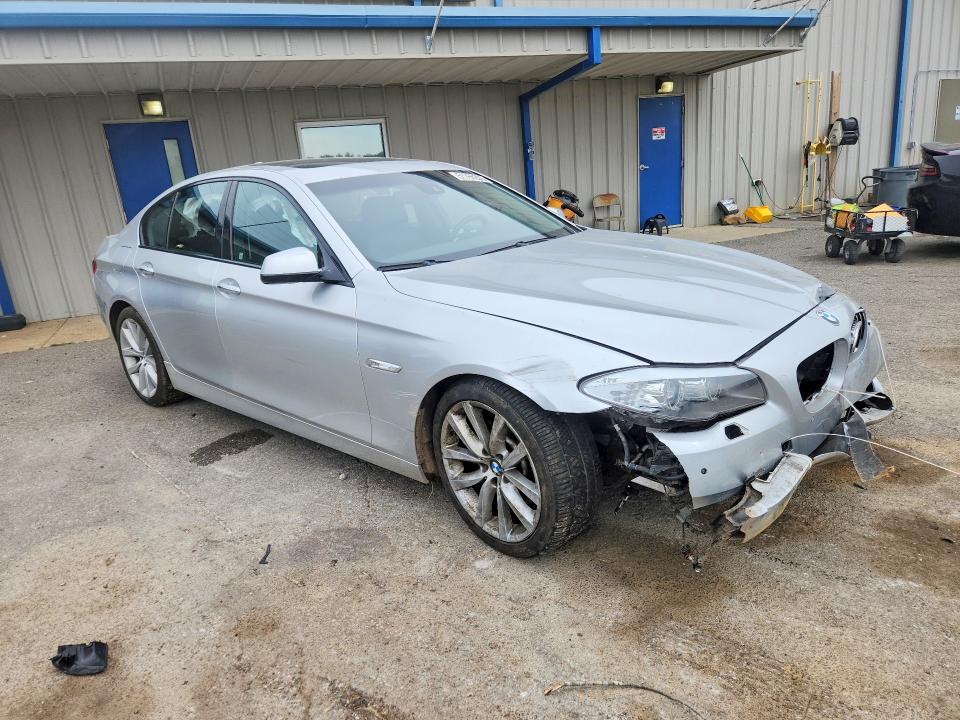 51766206 :رقم المزاد ، WBAFR7C5XBC800741 vin ، 2011 Bmw 535 مزاد بيع