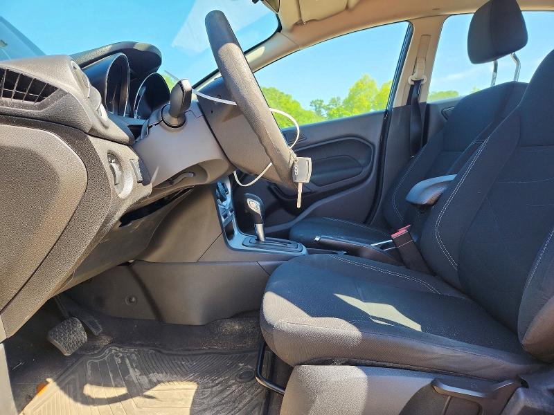 52002826 :رقم المزاد ، 3FADP4BJ8JM114987 vin ، 2018 Ford Fiesta مزاد بيع