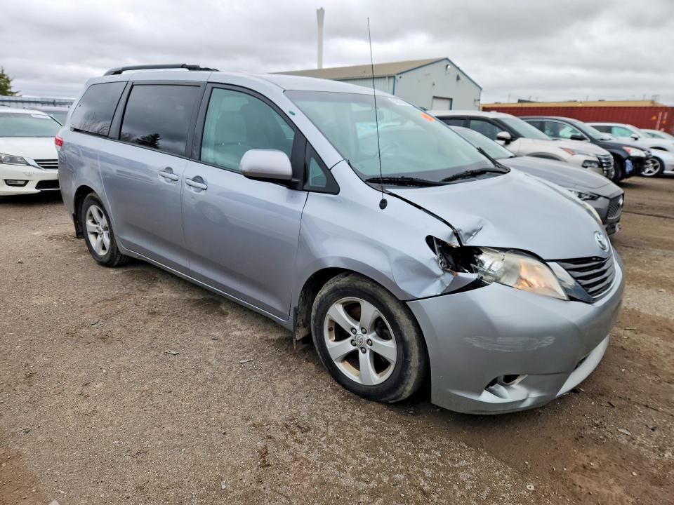 Продажа на аукционе авто 2011 Toyota Sienna, vin: 5TDKK3DC1BS164995, номер лота: 52850186