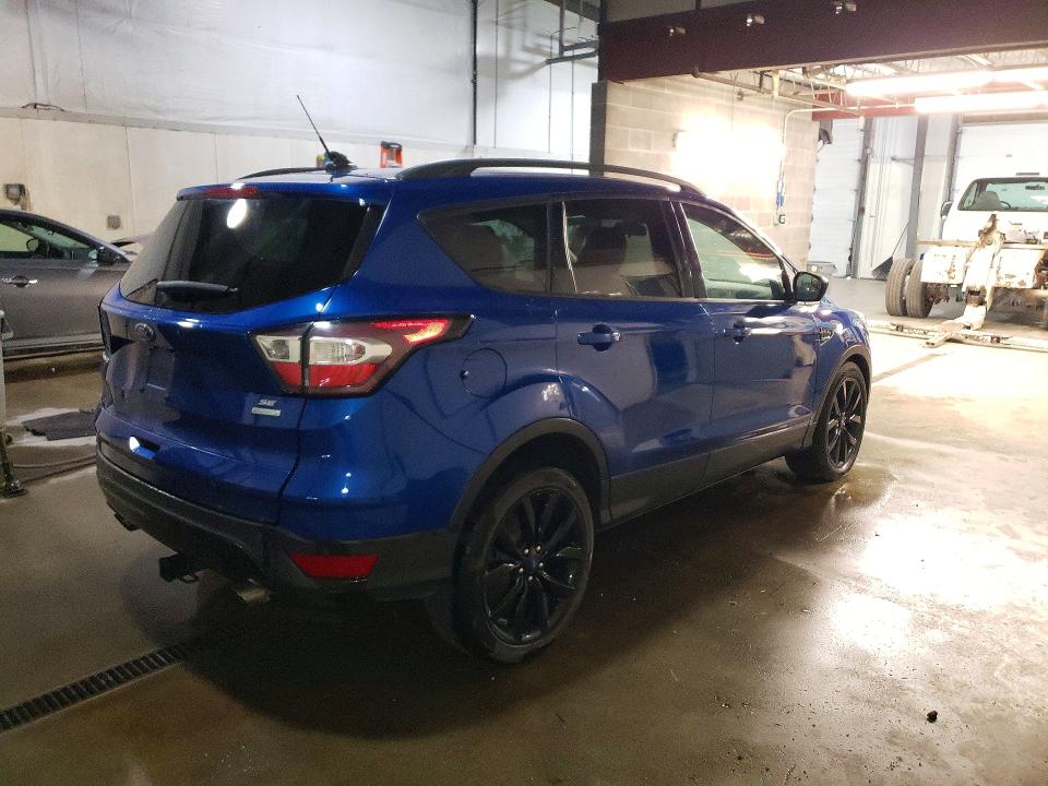 Продаж на аукціоні авто 2018 Ford Escape, vin: 1FMCU0GD1JUC58107, номер лоту: 52450566