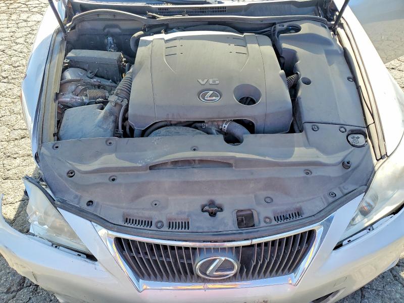 53707076 :رقم المزاد ، JTHBF5C22B2101838 vin ، 2011 Lexus Is مزاد بيع