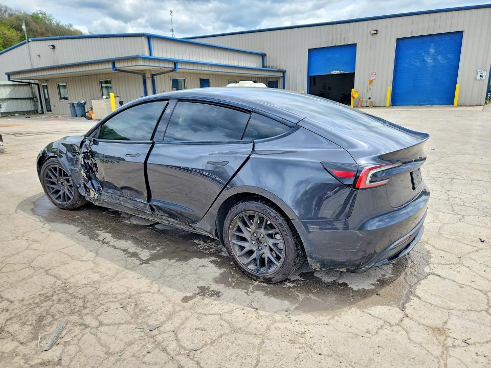 2025 Tesla Model 3 მანქანა იყიდება აუქციონზე, vin: 5YJ3E1EB7SF993872, აუქციონის ნომერი: 52195806