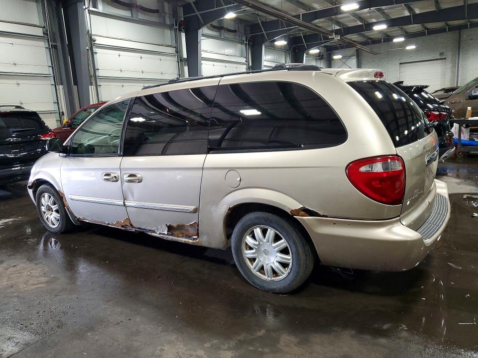 Продажа на аукционе авто 2004 Chrysler Town & Country, vin: 2C4GP54L44R589352, номер лота: 52960256
