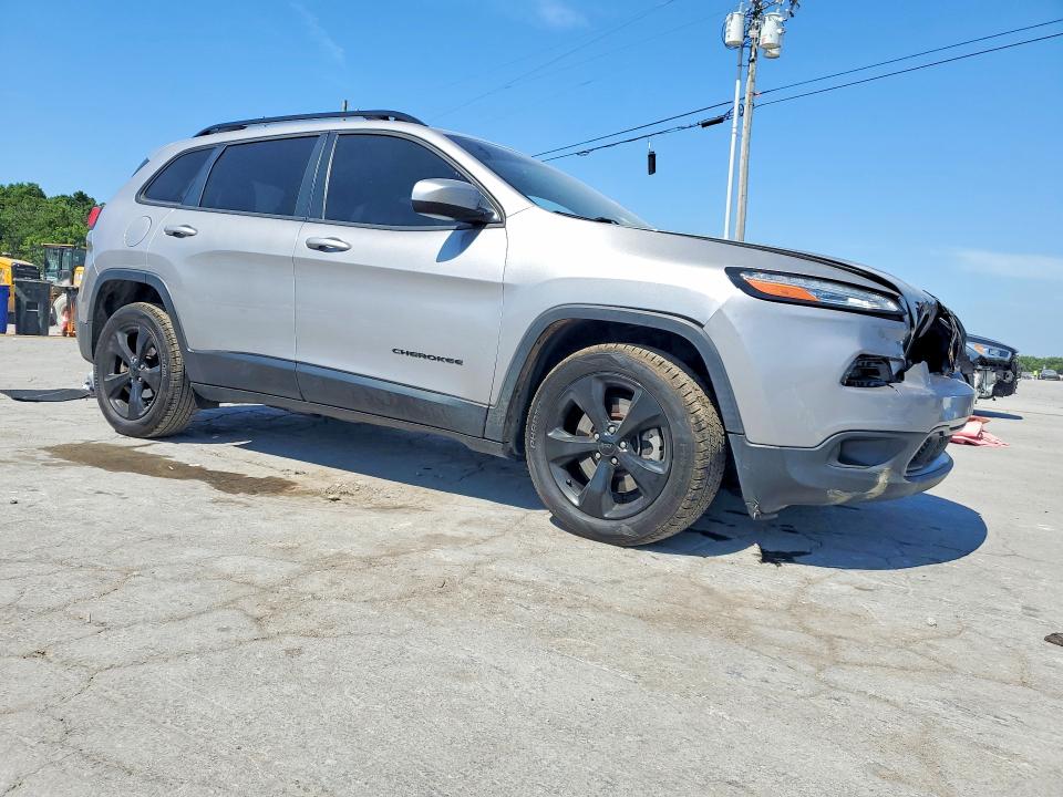 53809536 :رقم المزاد ، 1C4PJLCB9JD576786 vin ، 2018 Jeep Cherokee مزاد بيع
