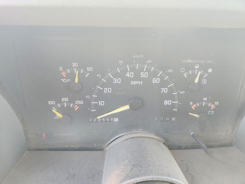 Продажа на аукционе авто 1993 Chevrolet Suburban, vin: 1GNGK26K5PJ362270, номер лота: 53302236