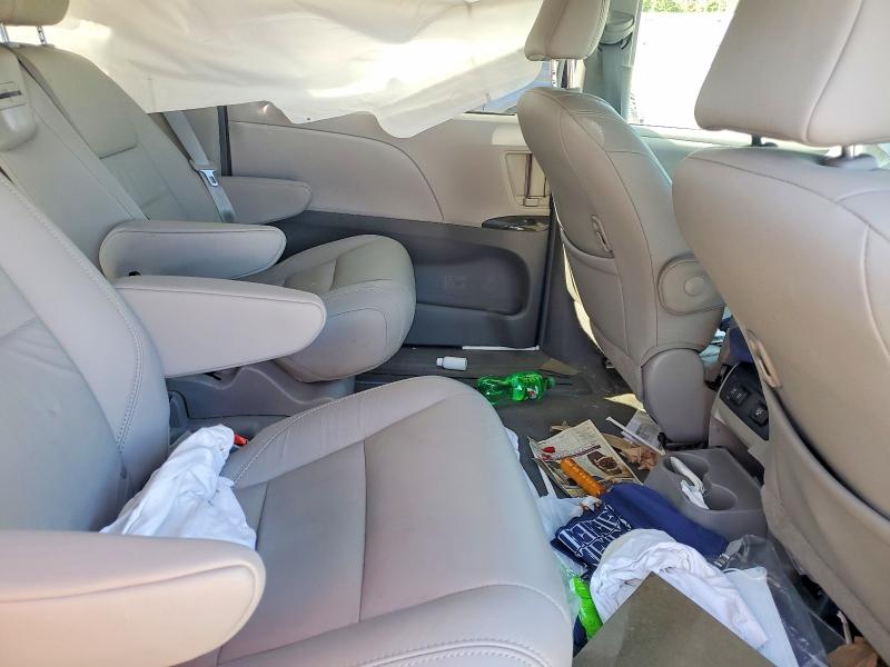 2018 Toyota Sienna მანქანა იყიდება აუქციონზე, vin: 5TDYZ3DC0JS914357, აუქციონის ნომერი: 52050086