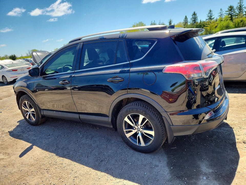 53983166 :رقم المزاد ، 2T3ZFREV7JW481425 vin ، 2018 Toyota Rav4 مزاد بيع