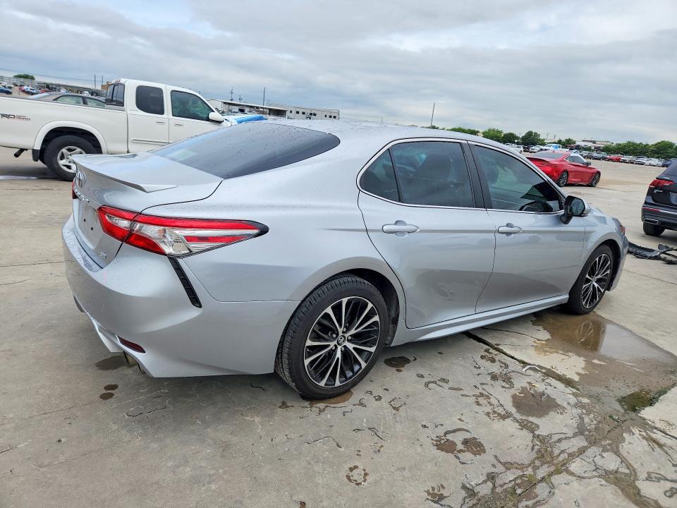 Aukcja sprzedaży 2018 Toyota Camry, vin: 4T1B11HK7JU128338, numer aukcji: 54786526