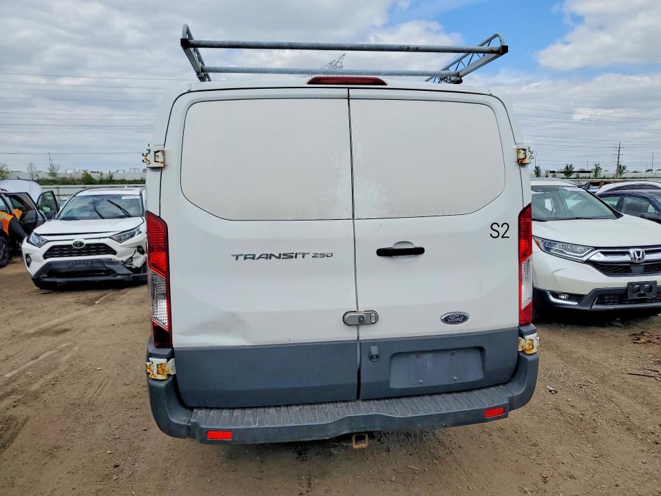 Продаж на аукціоні авто 2017 Ford Transit, vin: 1FTYR1ZM5HKA65463, номер лоту: 52474356