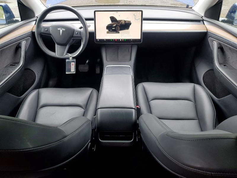 2024 Tesla Model Y მანქანა იყიდება აუქციონზე, vin: 7SAYGDEEXRA274699, აუქციონის ნომერი: 52746156
