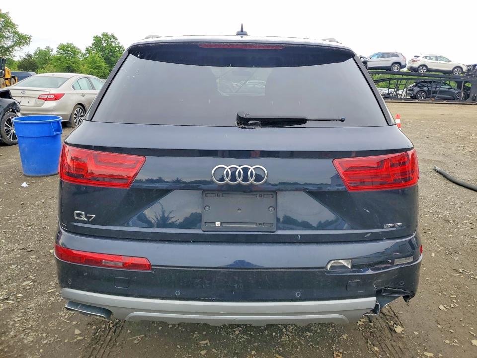 2017 Audi Q7 მანქანა იყიდება აუქციონზე, vin: WA1AHAF73HD038344, აუქციონის ნომერი: 53193366